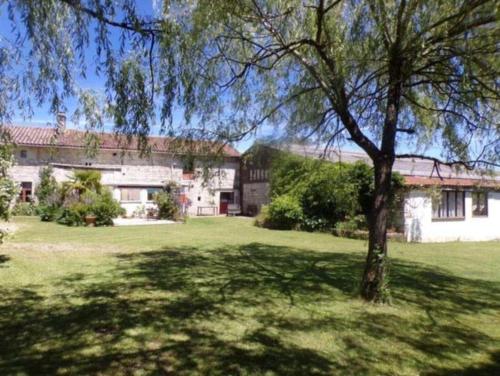 La Grange Gite gîte à louer La Chapelle-Pouilloux