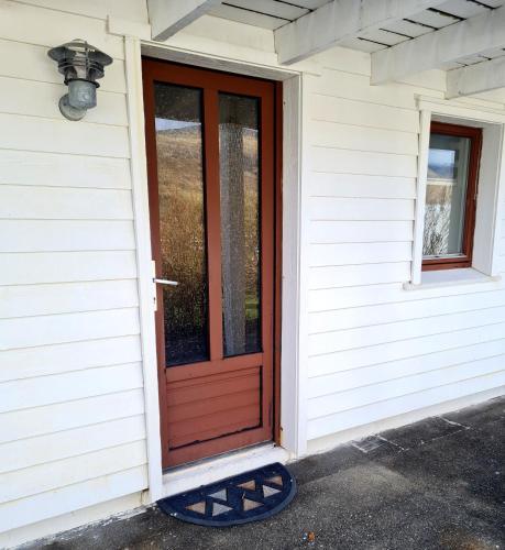 Charming groundfloor apartment close to airport in Sørvágur