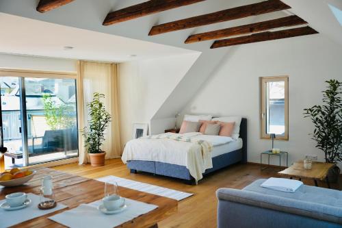 Exklusive Dachgeschoß-Suite mit Sauna & Terrasse in 伊布斯河畔魏德霍芬