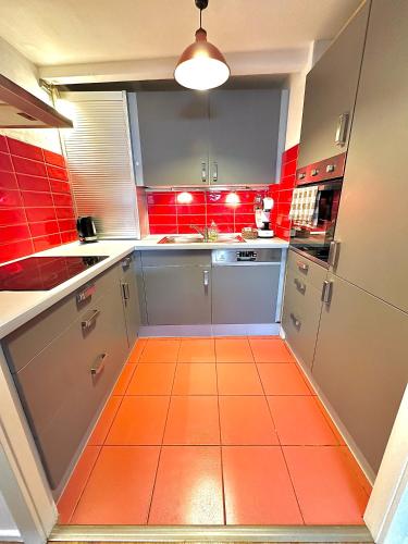 bucătărie, Duplex cosy en hypercentre de Thionville - 3min à pied de la gare (Duplex cosy en hypercentre de Thionville - 3min a pied de la gare) in Thionville