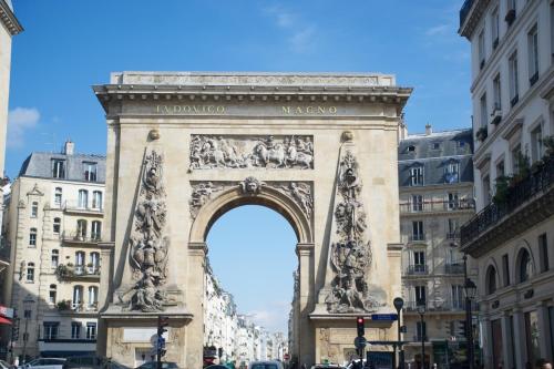 Marvellous Sunbathed 3BR at the heart of Paris - image 10