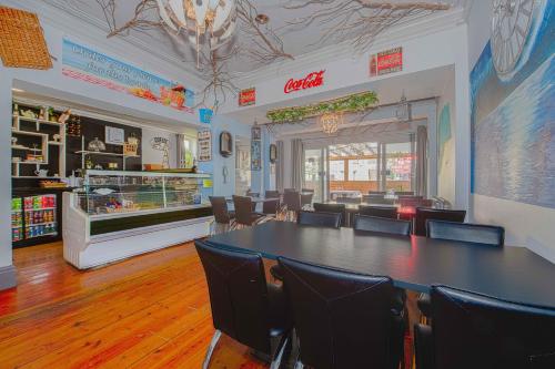 Létesítmények, OYO Pier Hotel in Pier