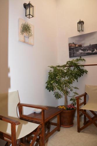 Enetiko Rooms - image 4