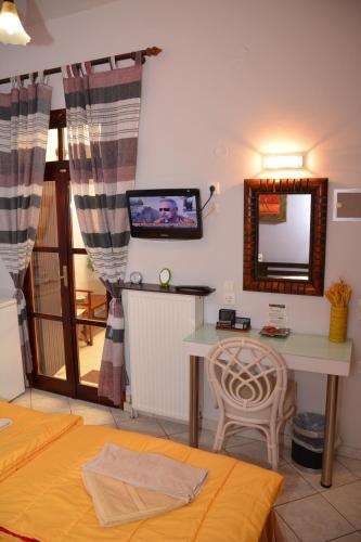 Enetiko Rooms - image 2
