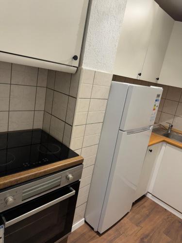 ห้องครัว, ApartmentGjilanCenter in กินยีลาเน