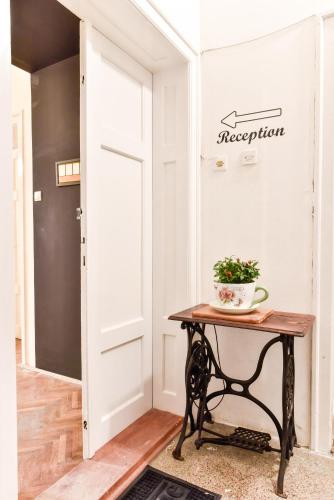 ล็อบบี้, Get Inn Skopje Hostel in สโกเปีย