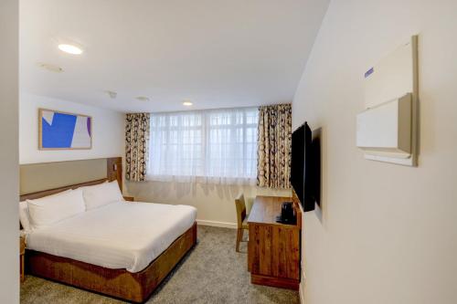 OYO Plymouth Central - image 3