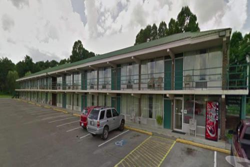 OYO Hotel Whitely City Hwy 27 KY in Whitley City, USA