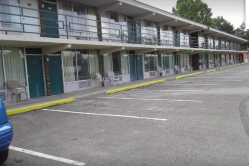 OYO Hotel Whitely City Hwy 27 KY in Whitley City, USA