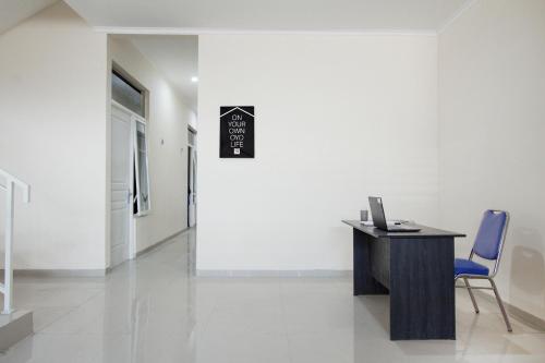 OYO Life 3531 Wisma Eka - image 2