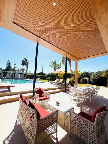 Superior Villa