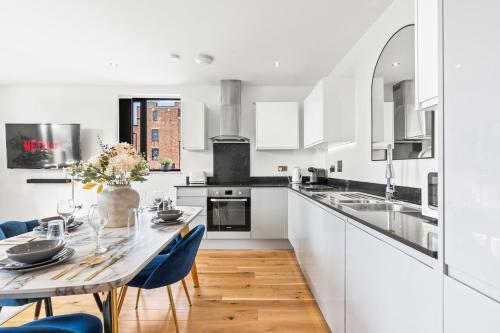 Golden Quarter Penthouse - 3 Beds - Contractors, Birmingham (fotografie 4)