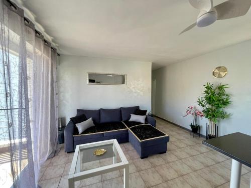 First line, upscale apartment Los Cristianos! 11thFloor Views, Arona (photo 9)