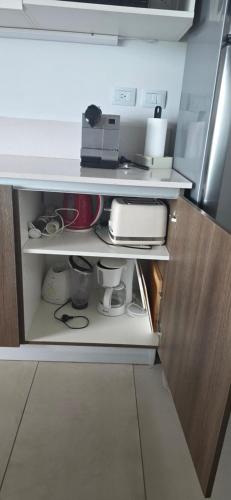 One-Bedroom Apartment image 3