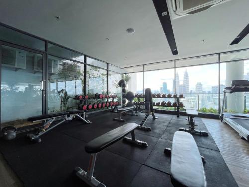 The Colony by Infinitum KLCC Sky Pool KualaLumpur - image 11