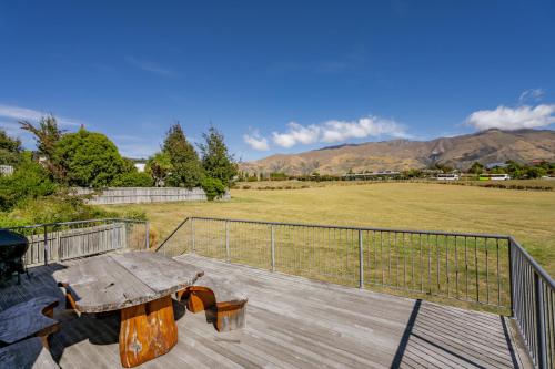 Four-Bedroom Holiday Home image 4
