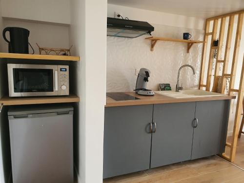 Konyha, T2 Neuf indépendant-8min de Lyon - Parking privé -Terrasse (T2 Neuf independant-8min de Lyon - Parking prive -Terrasse) in Irigny