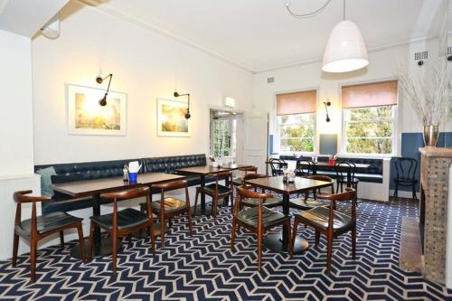 Blues Point Hotel in North Sydney