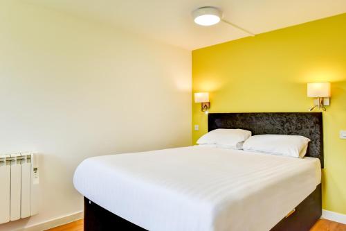 OYO Blue Inn - image 9