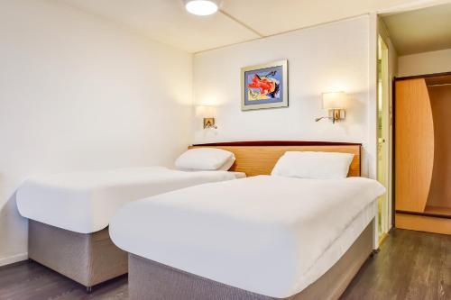 OYO Blue Inn - image 14