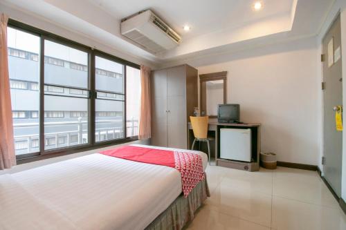 room detail thumbnail 0