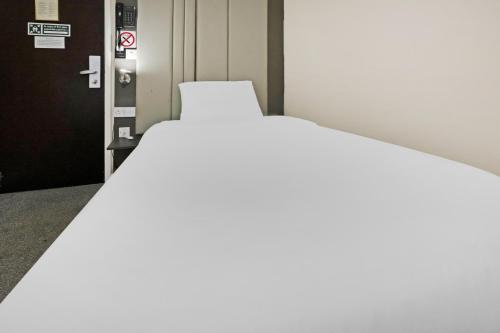 OYO The Baltimore Hotel - main image