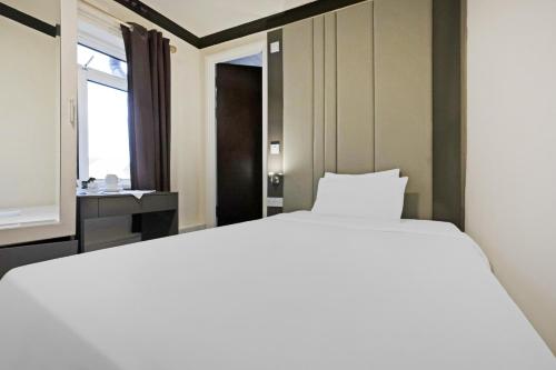OYO The Baltimore Hotel - image 14