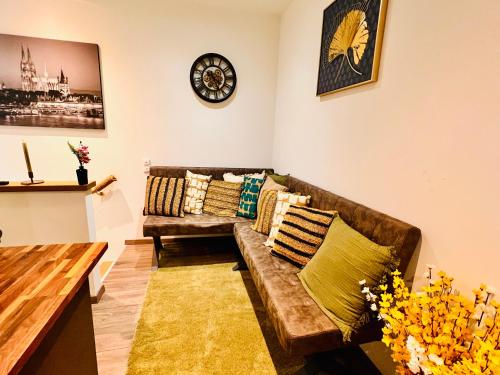 Elysian Apartment - 2 Parkplätze - 1min Bus & Bahn - St-Elisabeth Krankenhaus - Lindenthaler Tierpark - Neu Renoviert & Perfekte Lage, Colonia (foto 7)