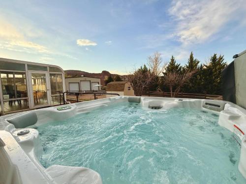 Home near Zion with private hot tub Sleeps 10