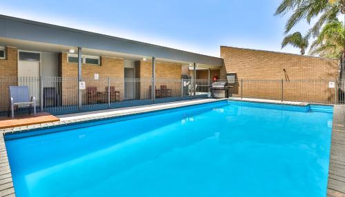 Cottonwood Motor Inn in มิลดูร่า