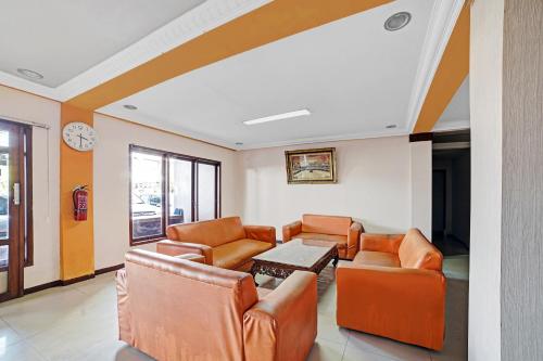 Vestabils, Hotel O Wisma Kuta Karang Baru in Lhokseumawe