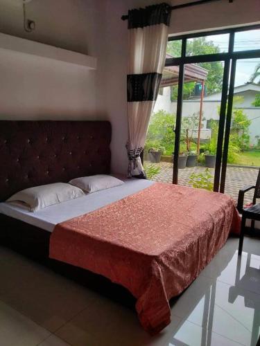 Family Bricks Bungalow - Ratnapura