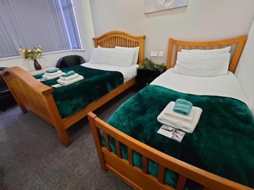 High Tide Hotel Oyo Room Type - Standard Triple Room