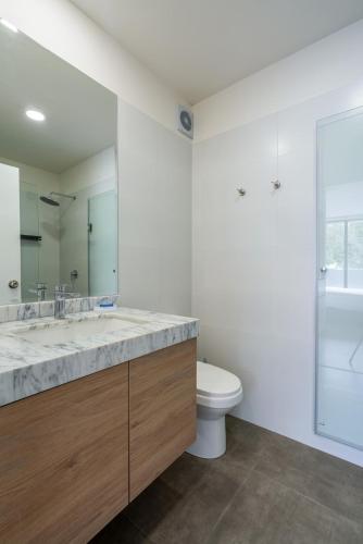 Elegant Bolognesi 501 Residences by Geko - image 4
