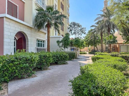Studio Haven with Pool, Tennis and Kid's Playground near Ibn Battuta Metro Station