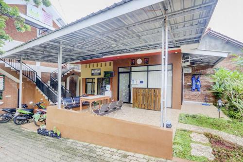 호텔 O D 코스트 인 칸드리 세마랑 - 출입구