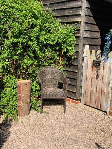 Meerkat Manor B&B - image 2