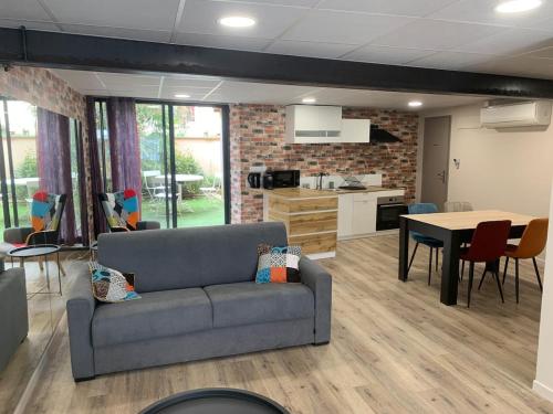 BeL F2, jardin privatif et calme in Issoire