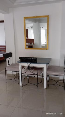 Two-Bedroom Apartment with View image 8