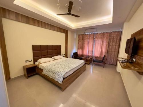 Hotel Valley View in Mandi