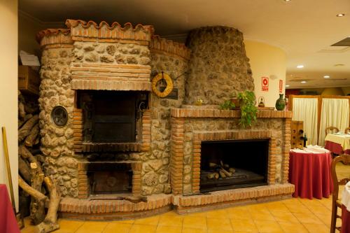 Étterem, Hotel Paraje La Lambra in Rus