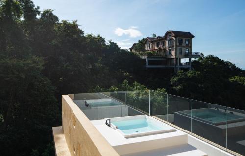 Double Room with Terrace image 3