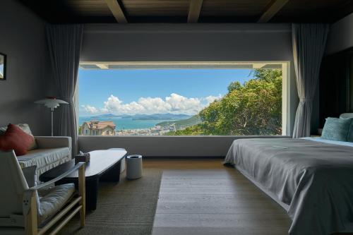 Double Room with Sea View image 8