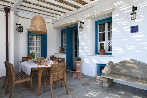 Tinos Grand Villa 6BR 15ppl Infinite Views Tinos Grand Villa 6BR 15ppl Infinite Views