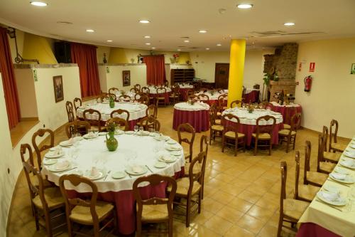 Étterem, Hotel Paraje La Lambra in Rus