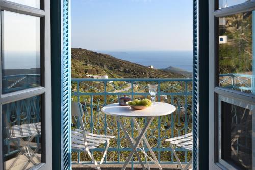 Tinos Grand Villa 6BR 15ppl Infinite Views Tinos Grand Villa 6BR 15ppl Infinite Views