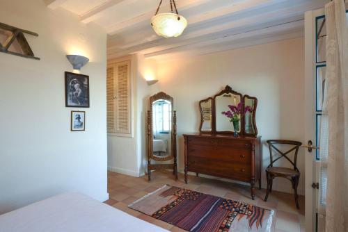 Tinos Grand Villa 6BR 15ppl Infinite Views Tinos Grand Villa 6BR 15ppl Infinite Views