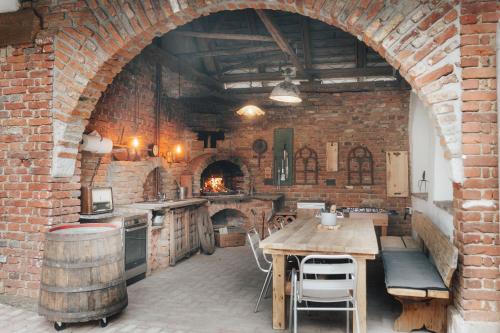 設施, Südburgenland Vierkanthof (Sudburgenland Vierkanthof) in 耶內爾斯多夫鎮中心