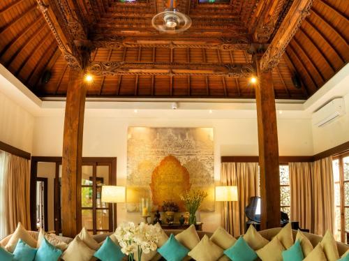 Villa with Private Pool image 1