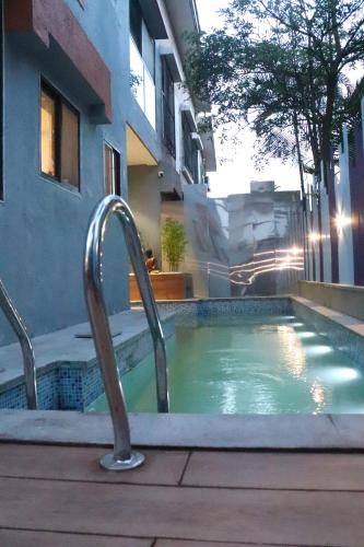 Swimming pool, Anantam- A 3bhk luxurious Villa near Anna Chinese hotel ananya